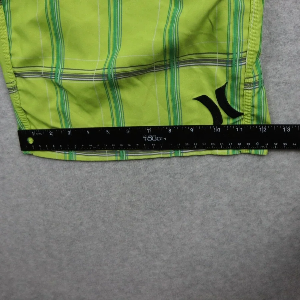 Hurley Board Shorts Mens 34 Cargo Pocket Surf Swim Beach Trunks Lime Green Plaid - Picture 7 of 8